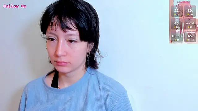 lizzy davis 1 online show from December 15, 5:01 am