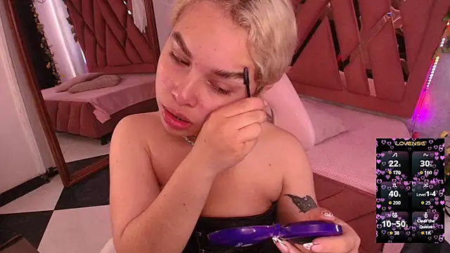 Haelycute online show from October 15, 11:46 am