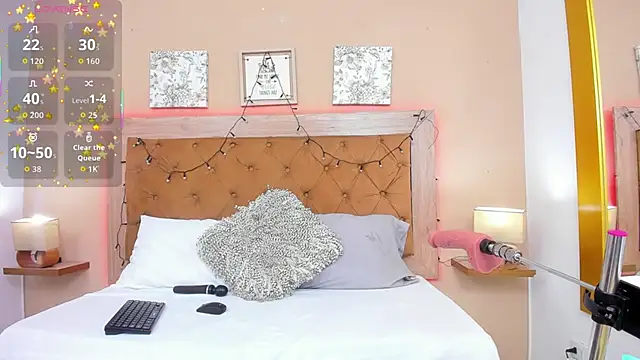 CristalLoren online show from December 20, 7:07 pm