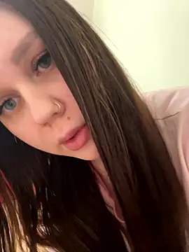 Marylallka5 online show from January 10, 8:30 am