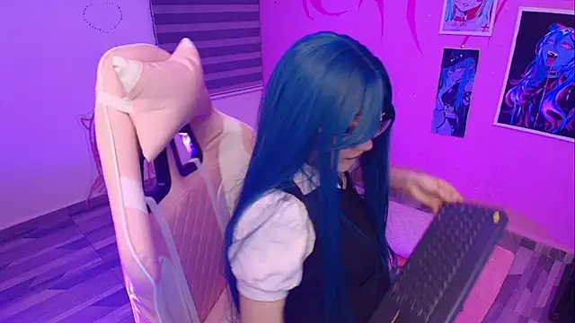 Miwa violet online show from June 2, 2:45 am