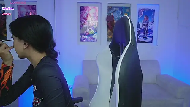 KayraOwen online show from October 18, 11:35 am