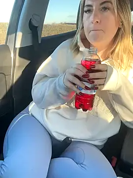 Rebeccaxxx online show from January 7, 11:35 am