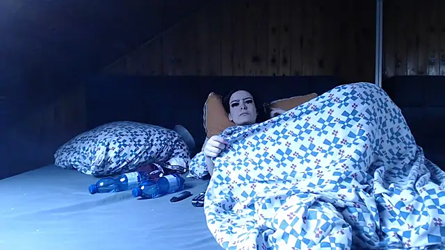 BoeseMoni1998 online show from February 20, 12:07 pm