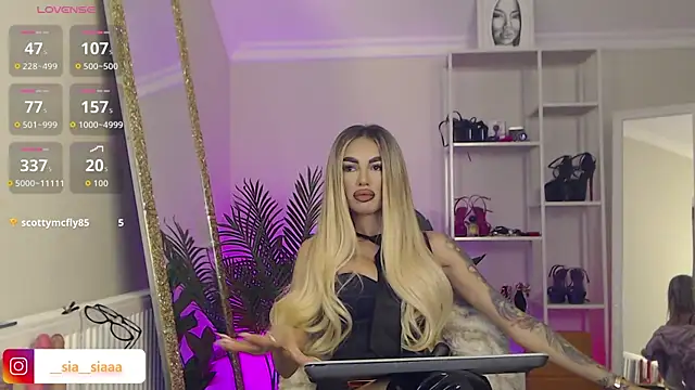 ArianaArianna online show from March 30, 12:27 pm