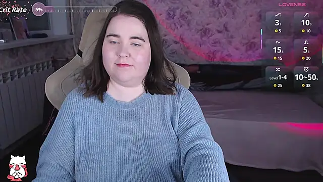 Estelle Hicks online show from April 17, 9:50 pm