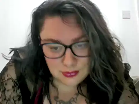 Bustycurves online show from September 27, 9:44 pm