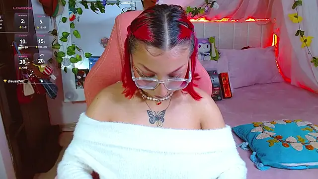 Littlerouse  online show from February 13, 7:10 am