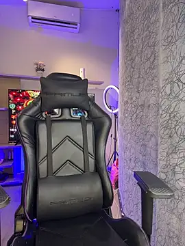 saracaball  online show from March 21, 4:50 am