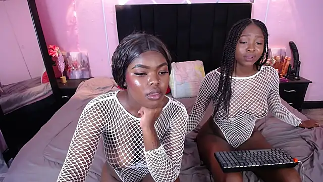 Nicole Colette  online show from September 12, 4:14 pm