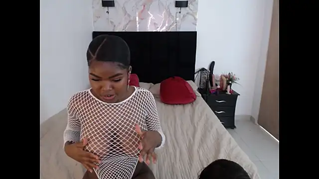 Nicole Colette  online show from October 28, 12:44 pm