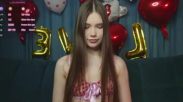  Eva Lee online show from February 15, 2:38 pm