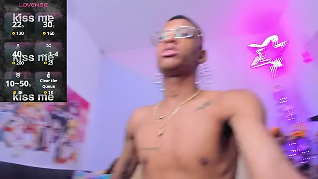 Tiffany Valentine15 online show from September 20, 2:04 pm