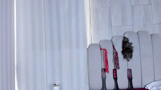 mileyerikson online show from October 23, 1:06 pm