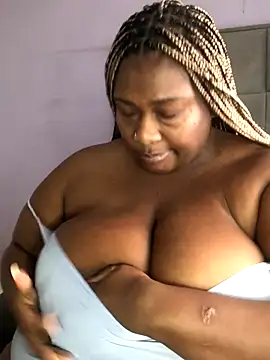 bustytitsxxx online show from September 12, 10:45 am