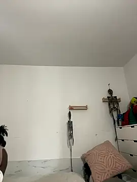 Goddess Nafeesha online show from November 11, 6:38 pm