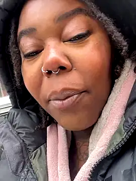 Goddess Nafeesha online show from November 17, 5:24 pm