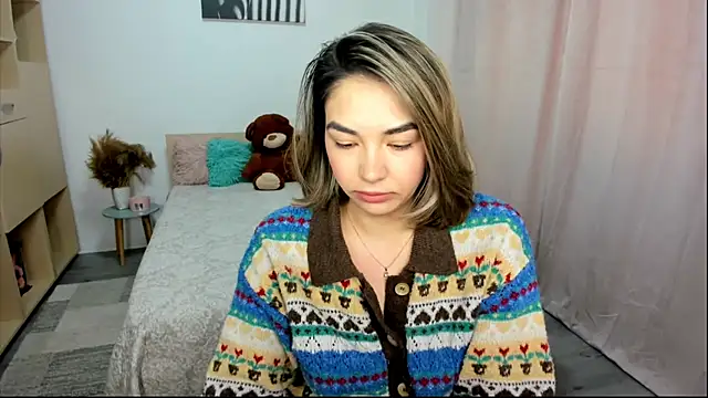 Alexa Dolly12 online show from April 17, 8:16 am