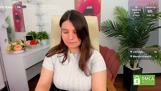 Viola  Shy online show from October 5, 8:25 pm