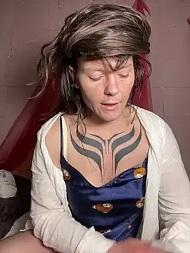 OniricFemme online show from April 20, 10:57 pm