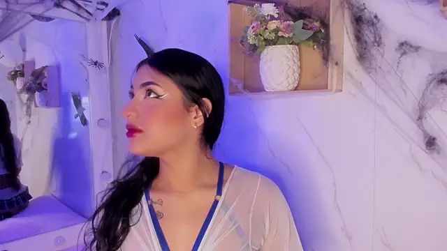 sabrinahimss online show from October 17, 1:53 am