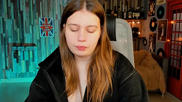 FioraMarmoris online show from January 18, 7:04 am