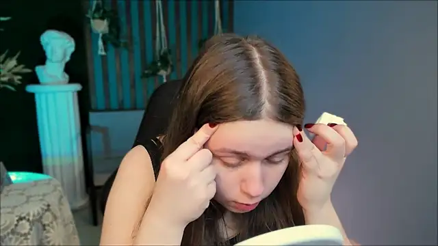 FioraMarmoris online show from March 21, 6:40 am