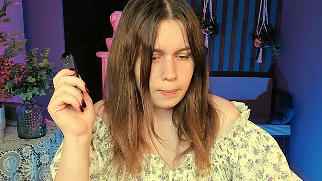 FioraMarmoris online show from September 20, 2:26 pm