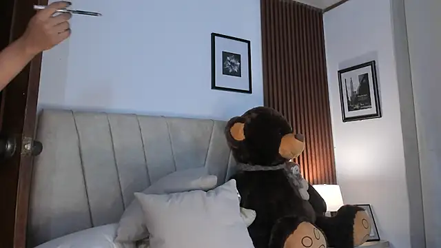 angeli sexi online show from March 22, 1:00 am