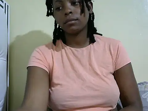 nelly shyn online show from October 8, 10:03 pm