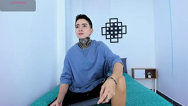 Tinny and Candy online show from September 19, 2:05 pm