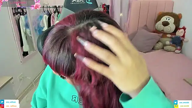 zoesullivan online show from January 19, 9:49 am