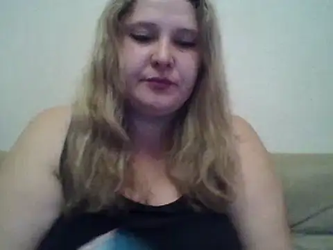 ParisMimi online show from November 17, 7:20 am