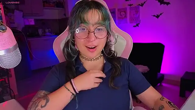 Celeste Bauman online show from November 7, 11:09 pm