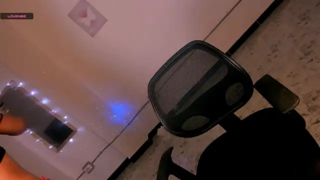 dulcemariacams online show from February 20, 6:12 am