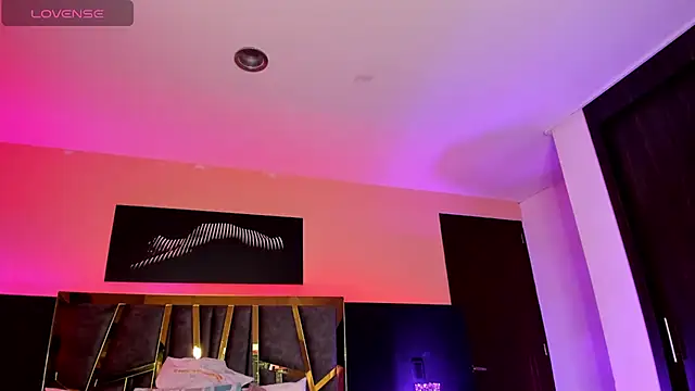 ChloeConnorr online show from November 6, 4:40 am