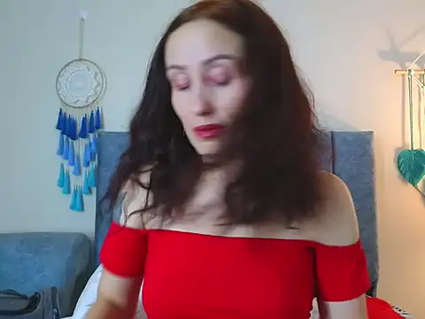 IberianMoonMK online show from November 20, 6:31 pm