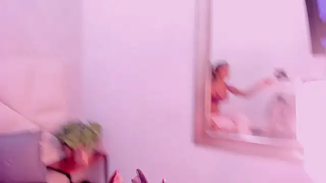 NaomiSteward online show from April 6, 11:55 am