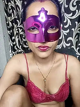 REVA DARLING online show from April 19, 6:10 pm
