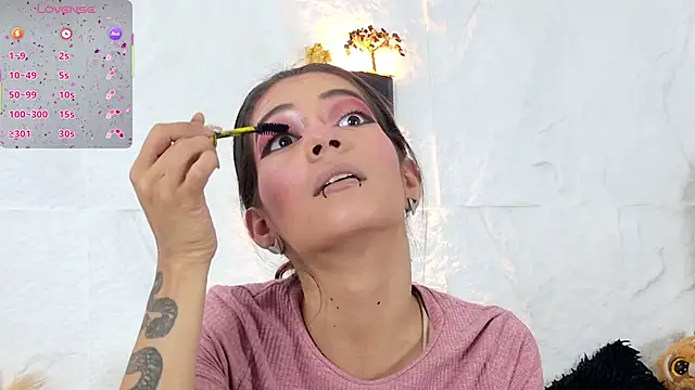 zorravioletta1 online show from September 18, 12:58 pm