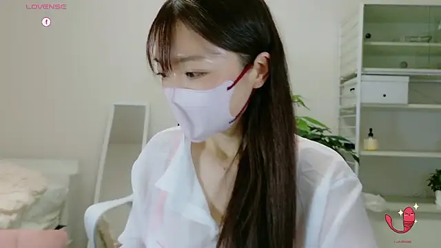 momochan88 online show from May 24, 12:04 pm