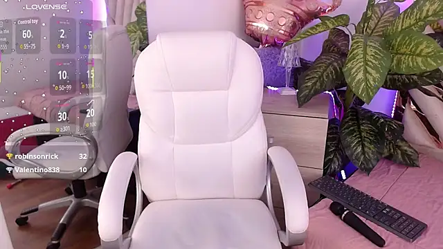 Camille jhonson online show from September 17, 11:41 am