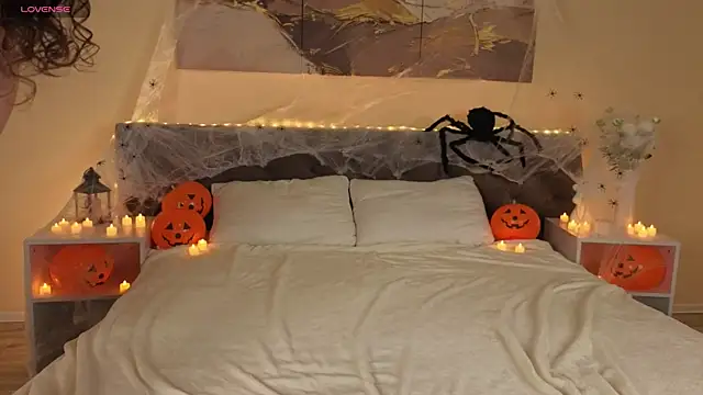 Ariella Sol online show from October 30, 2:14 am