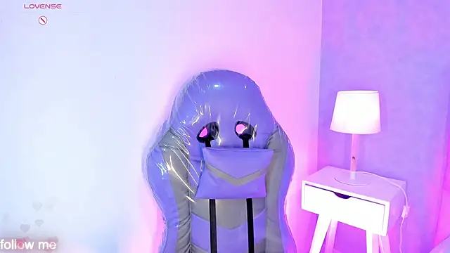 Cameliaa Smiith online show from April 9, 6:19 am