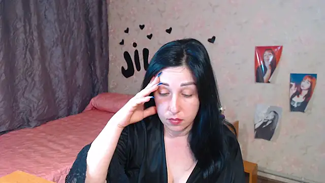 JillStevens online show from November 2, 12:58 am