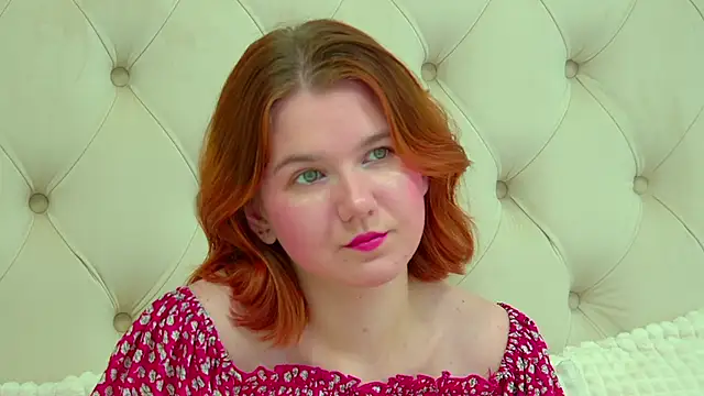 LessySmith online show from September 28, 4:34 pm