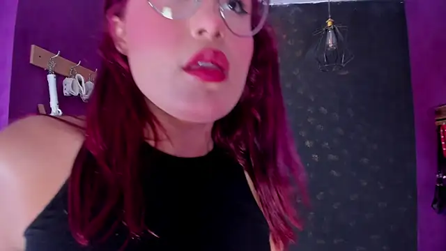 Alexa Slave online show from October 21, 7:29 pm