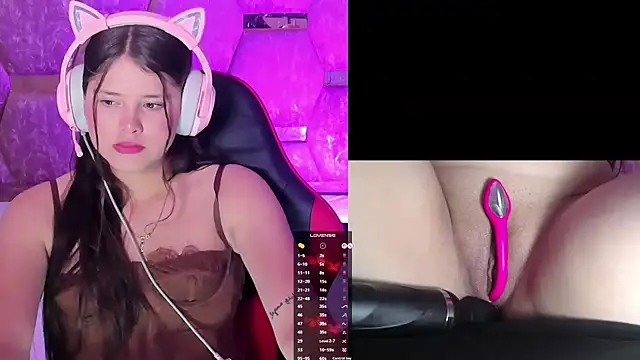 Trianna   online show from October 7, 5:50 pm