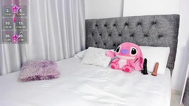 abbyfoxx  online show from October 3, 8:58 pm