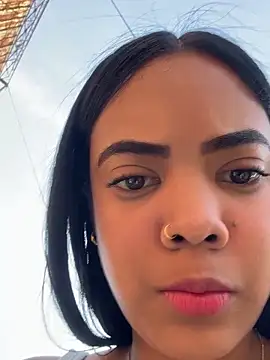 NAUGHTY LITTLE 18 online show from April 6, 10:11 pm